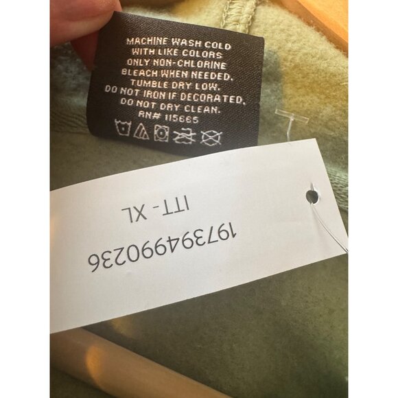 It Chapter 2 Enlarged Pennywise Face Size XL Long Sleeve Hoodie Olive Green NWT - Picture 7 of 9